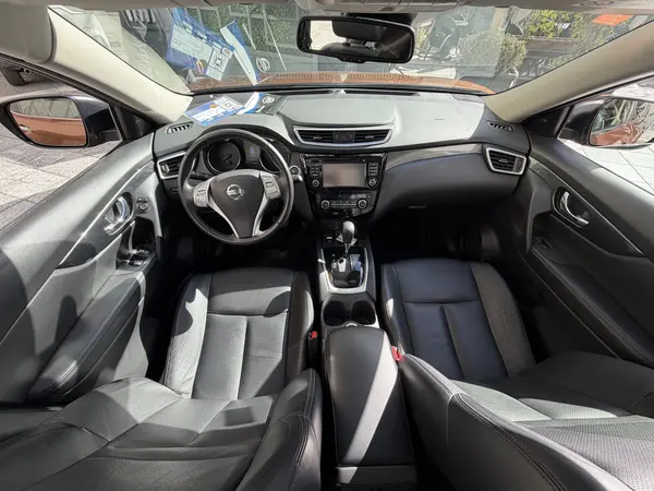 نیسان، ایکس تریل