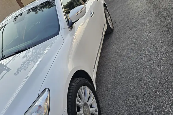 هیوندای، جنسیس