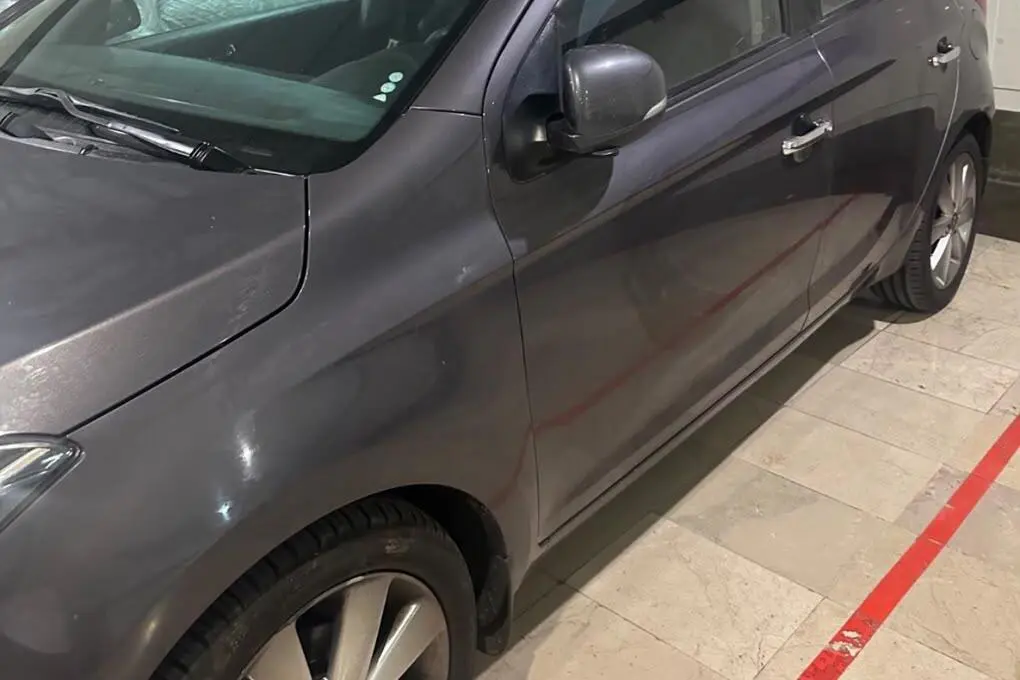 هیوندای،  i20
