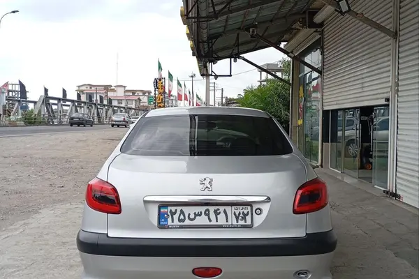 پژو  206
