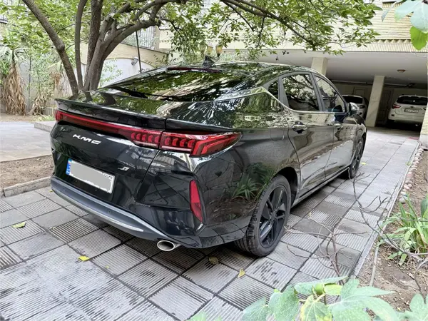 کی ام سی  J7