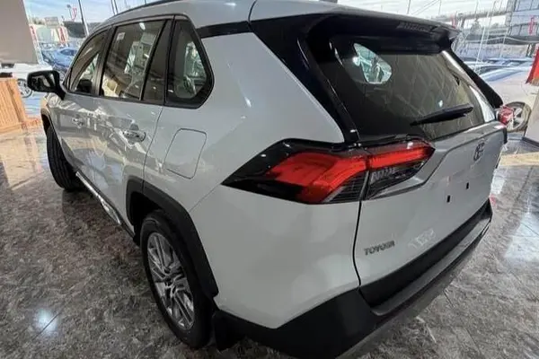 تویوتا، راوفور