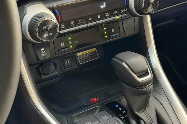 تویوتا، راوفور