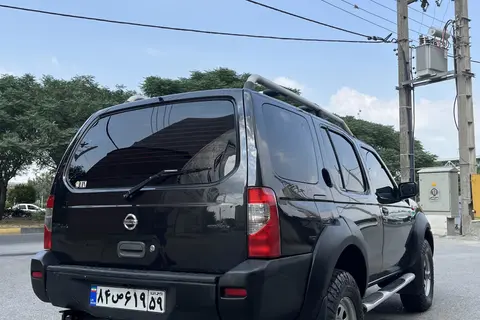 نیسان، رونیز
