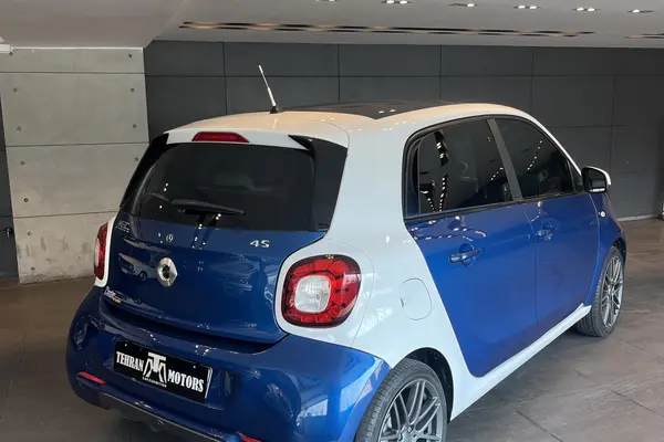 اسمارت، فور 4