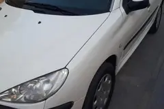 پژو، 206