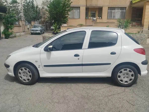 پژو  206
