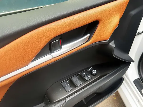 تویوتا، کمری هیبرید