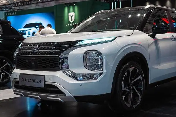 میتسوبیشی، اوتلندر