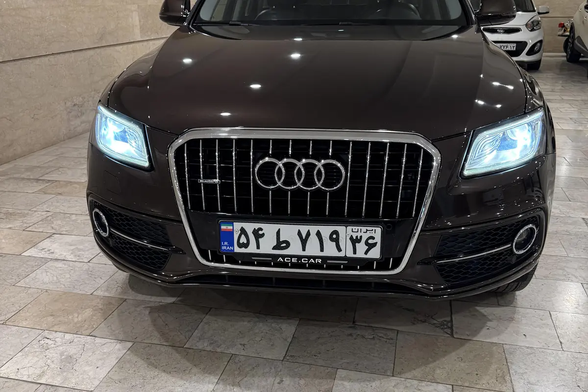 آئودی،  Q5
