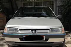 پژو، 405