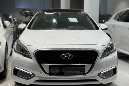 هیوندای سوناتا هیبرید