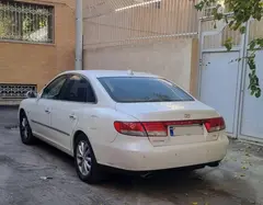 هیوندای، آزرا (گرنجور)