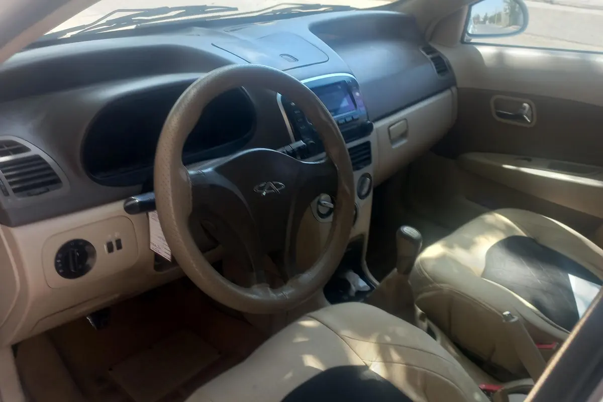 ام وی ام،  315هاچ بک