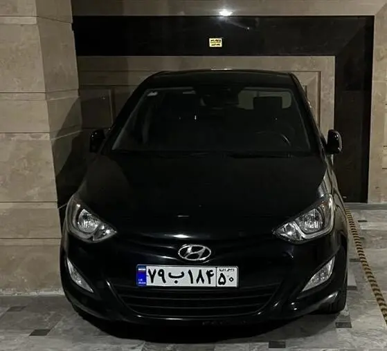 هیوندای  i20