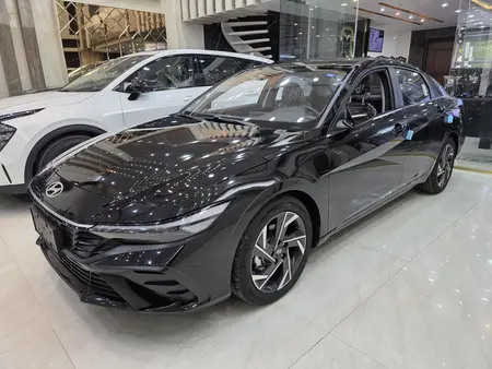 هیوندای النترا