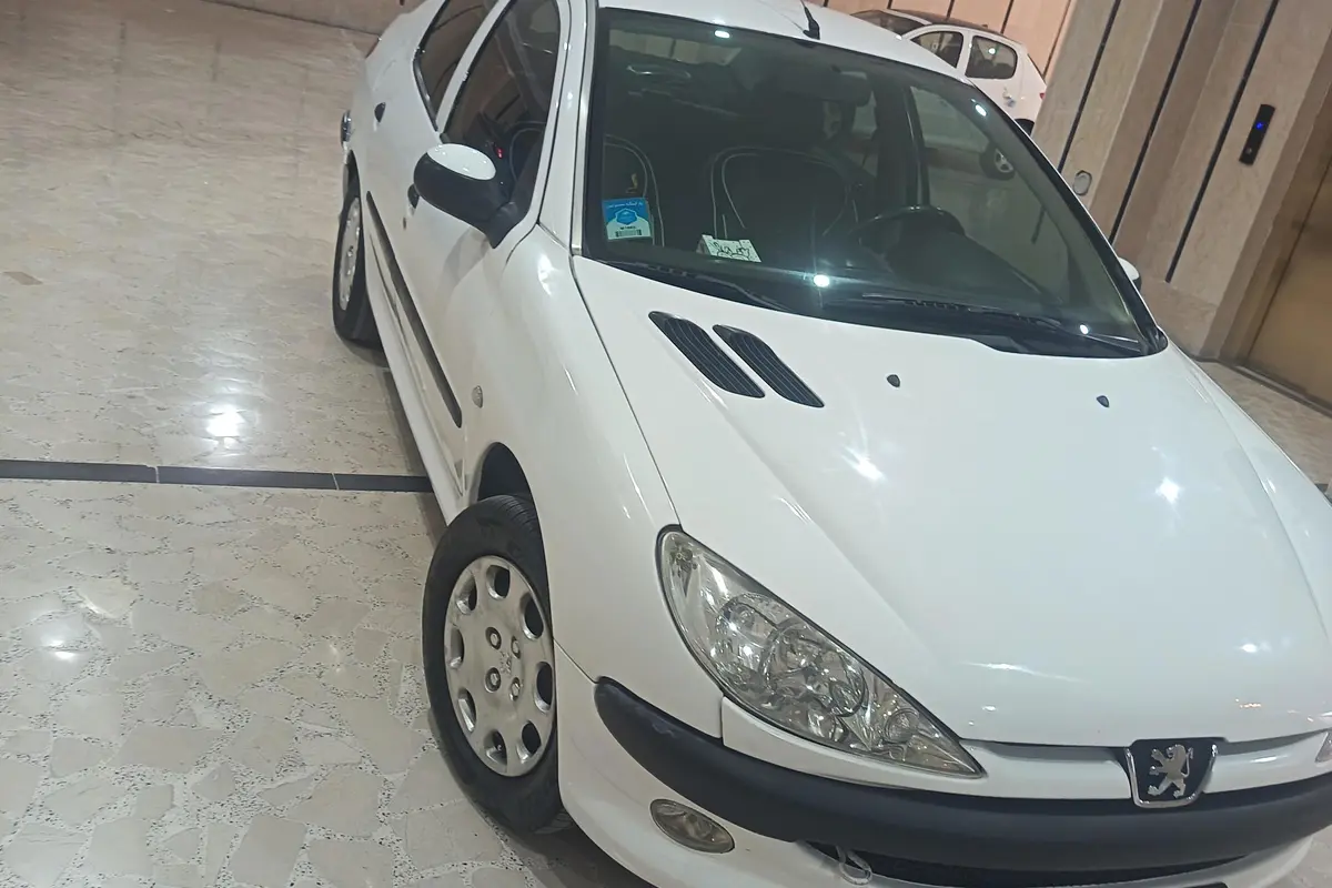 پژو،  206 SD