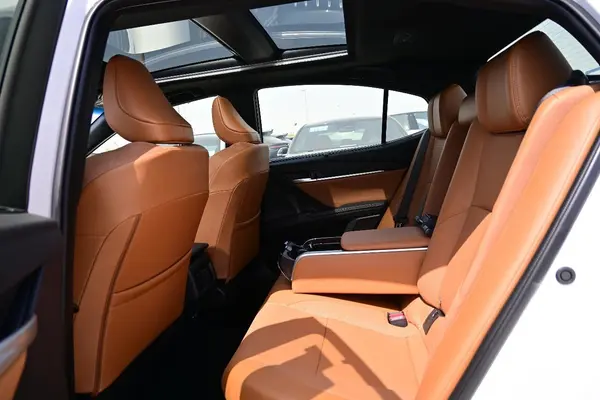 تویوتا، کمری هیبرید