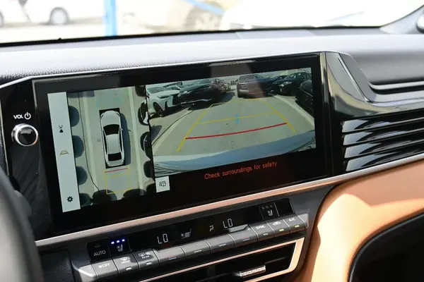 تویوتا، کمری هیبرید