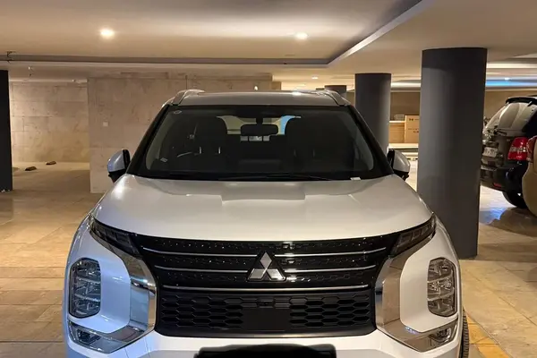 میتسوبیشی، اوتلندر