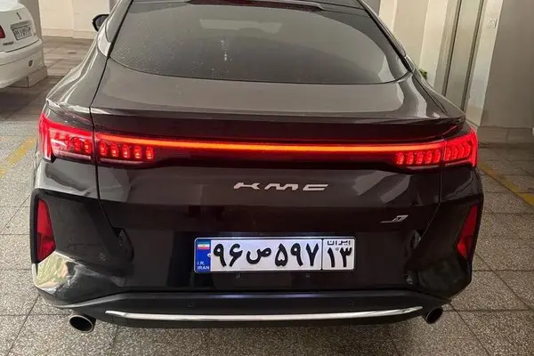 کی ام سی  J7