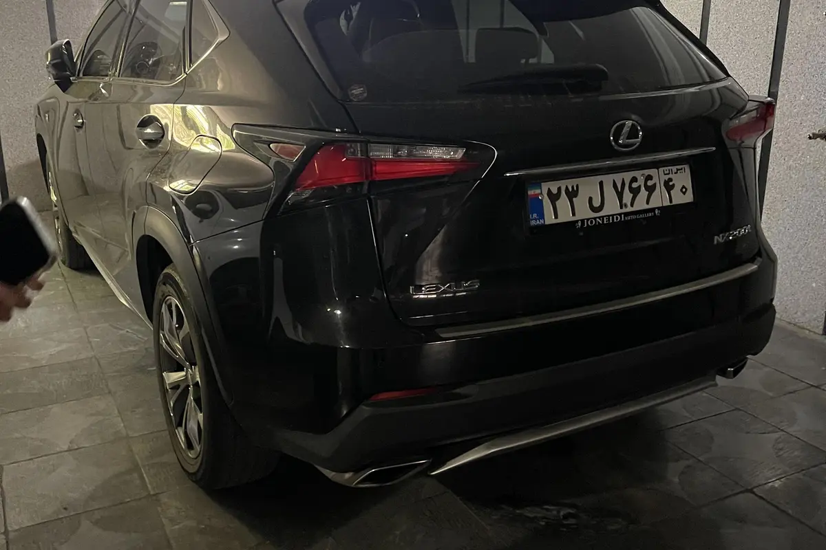 لکسوس،  NX