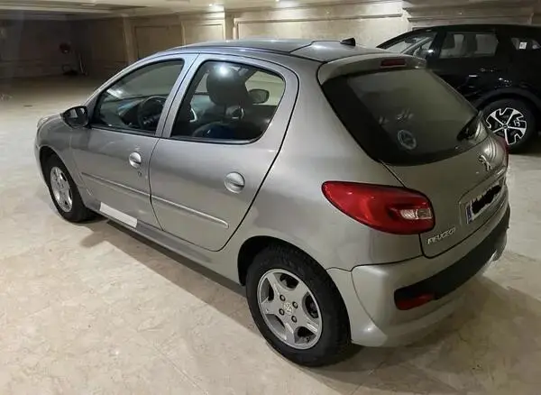 پژو  207