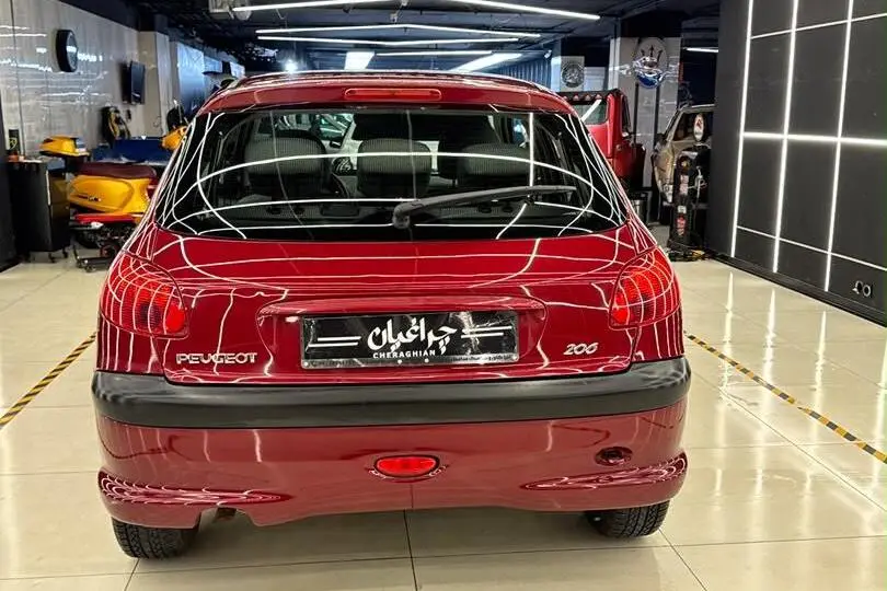 پژو،  206