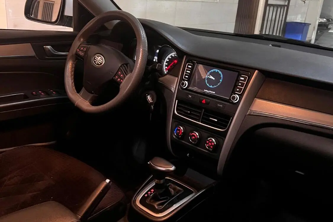 بسترن،  B30