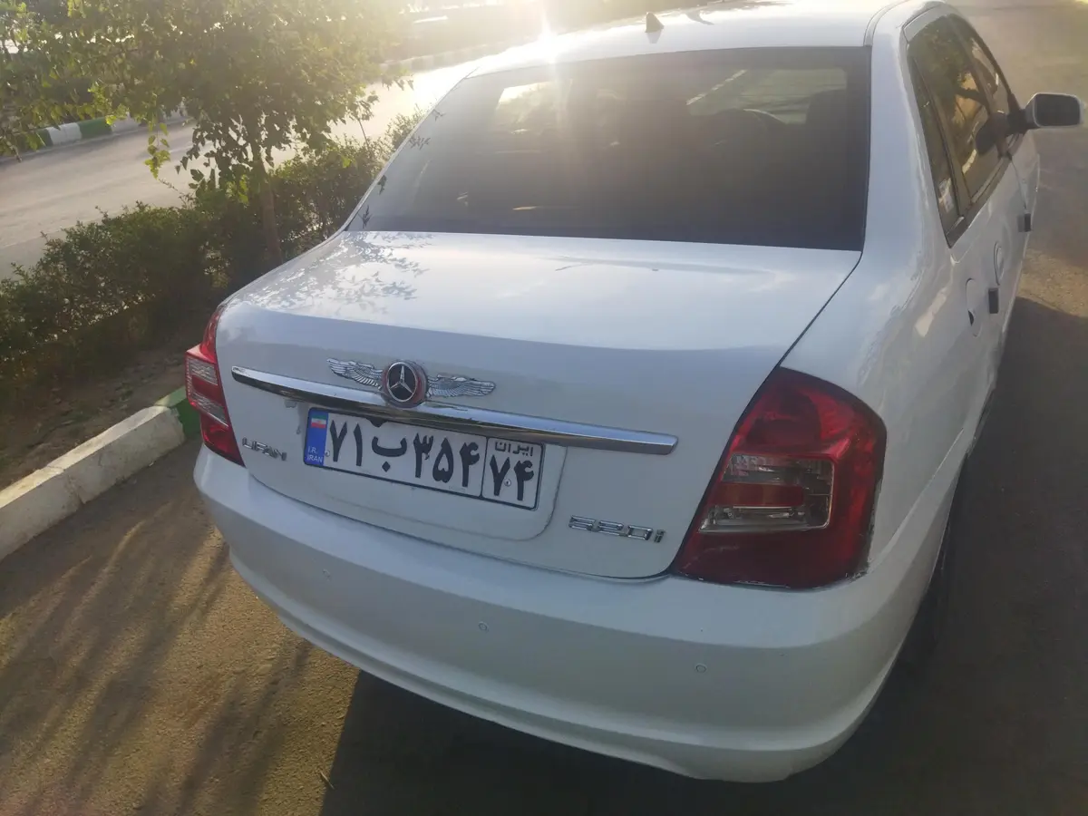 لیفان،  520i