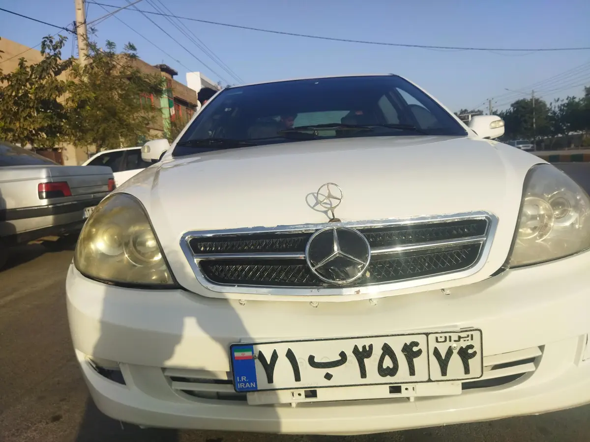 لیفان،  520i
