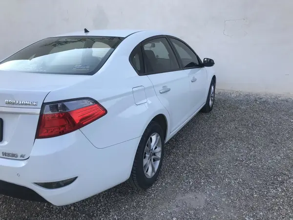 برلیانس  H330