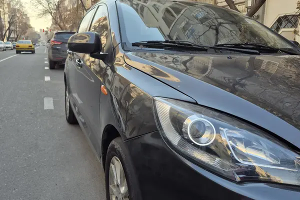 ام وی ام، 315هاچ بک