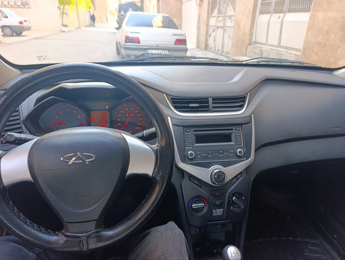ام وی ام  315 صندوق دار