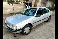 پژو، 405