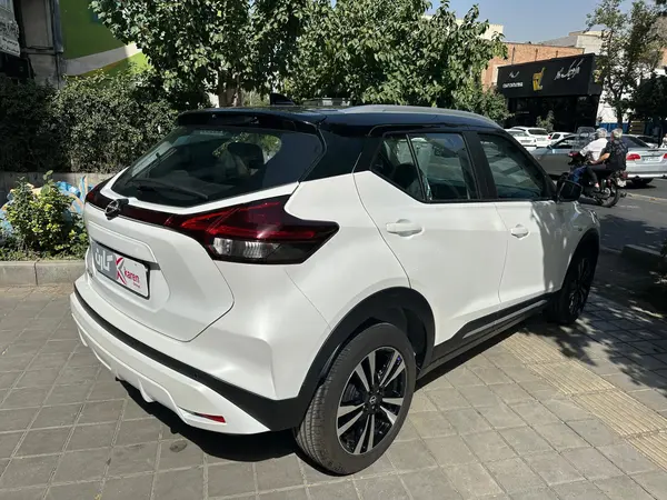 نیسان، کیکس