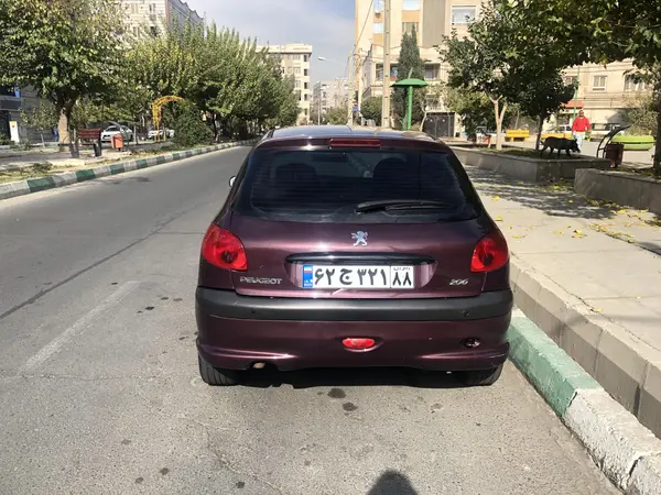 پژو، 206