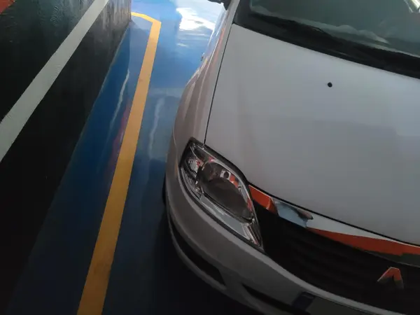 رنو، تندر 90