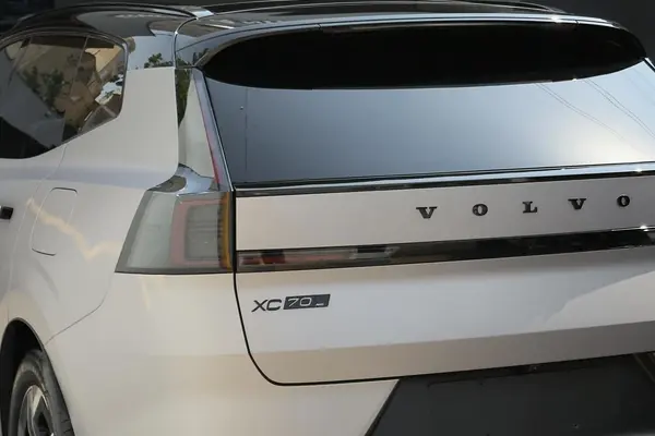 ولوو  XC70