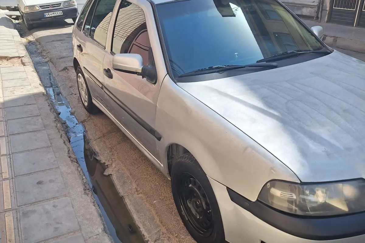 فولکس،  گل