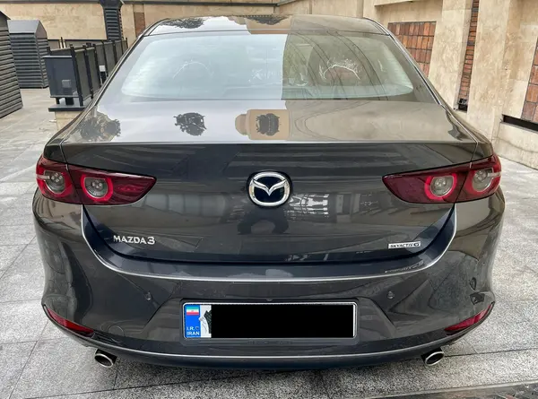 مزدا، 3 وارداتی