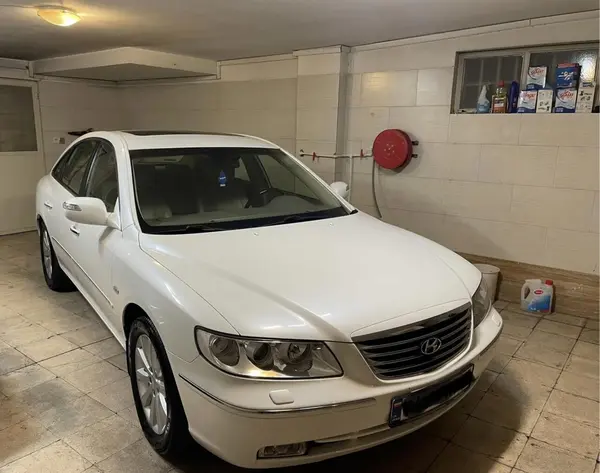 هیوندای، آزرا (گرنجور)