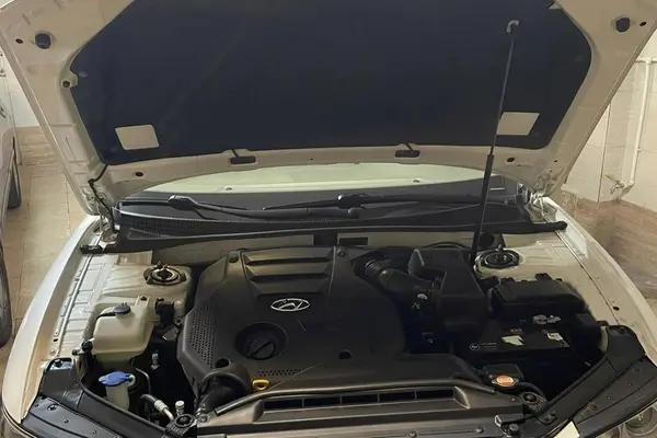 هیوندای، آزرا (گرنجور)