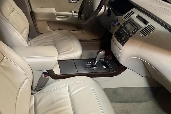 هیوندای، آزرا (گرنجور)