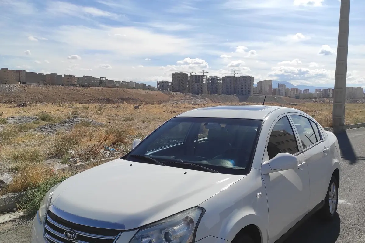 ام وی ام،  550