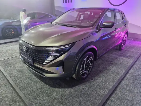 نیسان، قشقایی