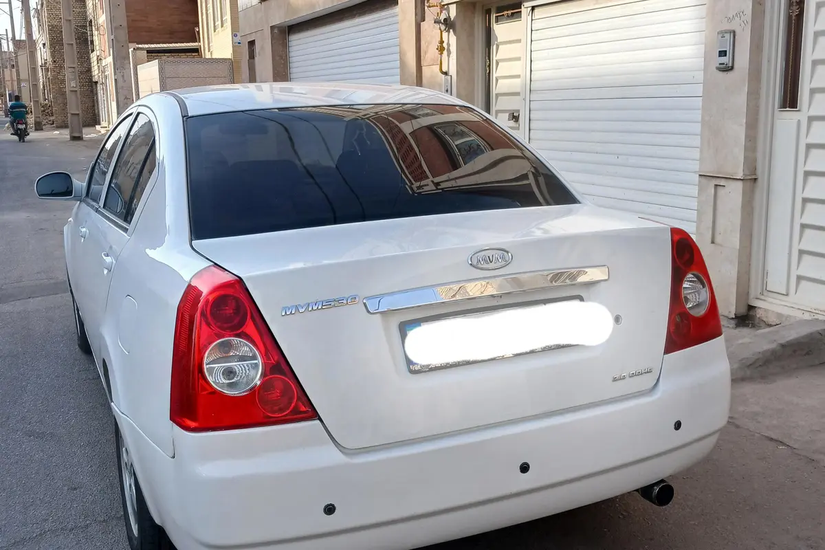 ام وی ام،  530