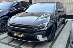 کی ام سی، J7