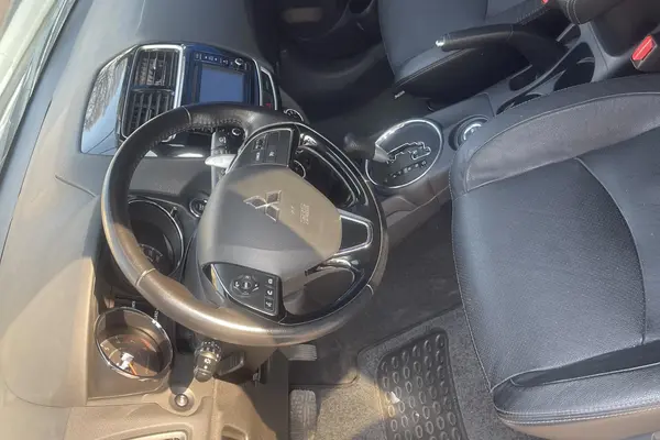 میتسوبیشی، ASX