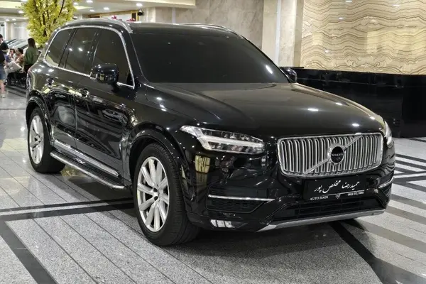 ولوو  XC90